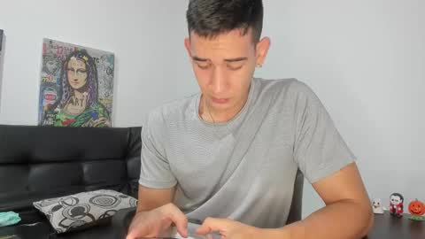 mike3xxx online show from November 21, 2:10 am