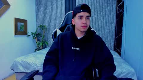 Mike 0233 online show from November 16, 4:25 am