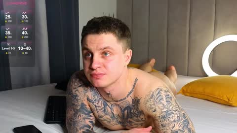 Snapshot of mike___magic chatting on February 6, 10:59 am Mike Magic online show from February 6, 10:59 am
