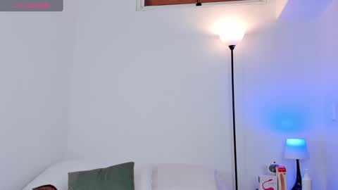 Snapshot of mike__tylor01 chatting on October 16, 2:14 pm Mike Tylor online show from October 16, 2:14 pm