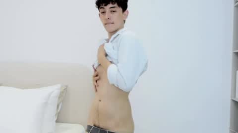 Mikebelf4 online show from March 31, 12:23 am