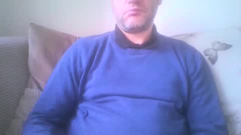 Snapshot of mikehockishuge9 chatting on January 1, 2:20 pm mikehockishuge9 online show from January 1, 2:20 pm