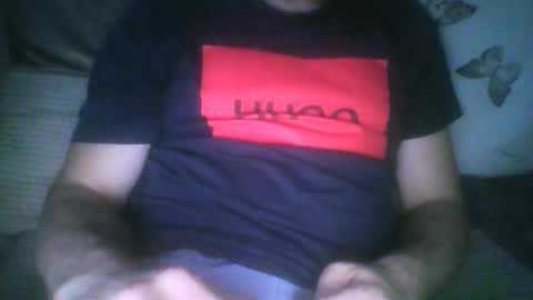 Snapshot of mikehockishuge9 chatting on September 13, 7:04 pm mikehockishuge9 online show from September 13, 7:04 pm