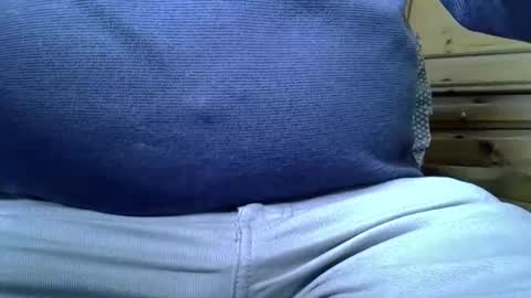 Snapshot of mikeybed chatting on January 29, 9:44 am mikeybed online show from January 29, 9:44 am