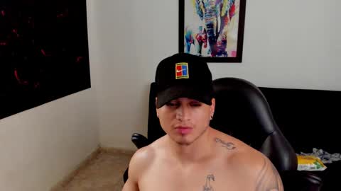 Snapshot of mikke_love chatting on October 11, 6:12 pm MIKKE online show from October 11, 6:12 pm