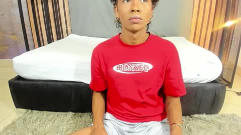 miltondelis online show from November 27, 5:11 am