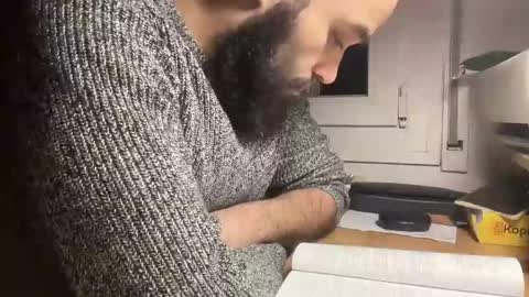 Snapshot of mingo_in_wonderland chatting on December 2, 10:54 pm Lance online show from December 2, 10:54 pm