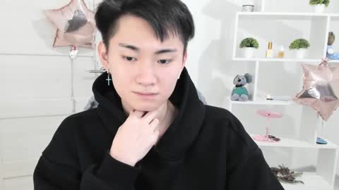              online show from December 7, 2:57 pm