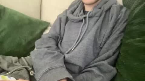 mitchellw7752 online show from April 7, 9:20 am