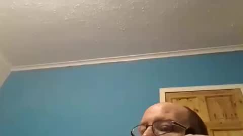 Leather Pants online show from November 10, 7:41 pm