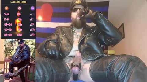 SMOKINsnakeEYEZ online show from February 15, 12:05 am