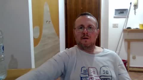 modesto1969 online show from November 17, 7:28 pm