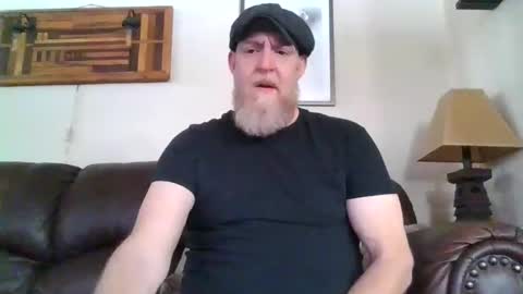 Snapshot of moeblick chatting on February 18, 5:55 pm moeblick online show from February 18, 5:55 pm