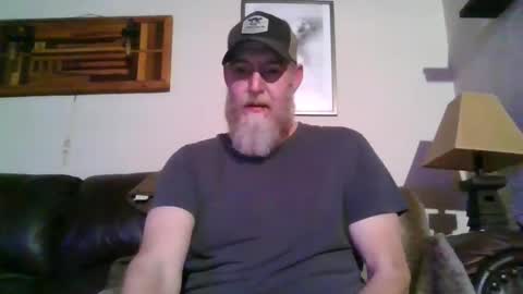 Snapshot of moeblick chatting on December 22, 6:49 am moeblick online show from December 22, 6:49 am