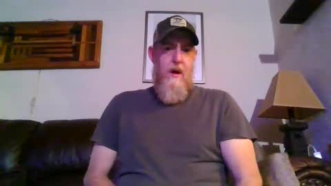 Snapshot of moeblick chatting on January 4, 2:46 am moeblick online show from January 4, 2:46 am