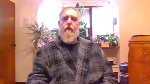 Snapshot of moeblick chatting on December 11, 12:49 pm moeblick online show from December 11, 12:49 pm