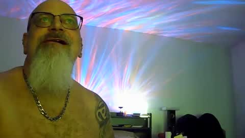 mojoe420 online show from November 9, 4:16 am