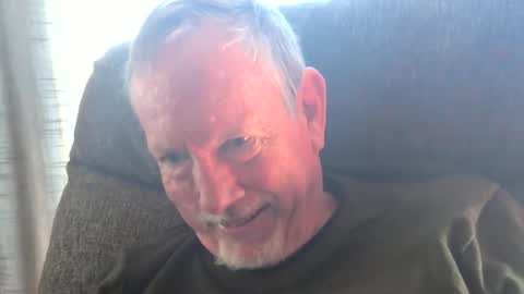 Monkee Dance online show from January 15, 8:26 pm