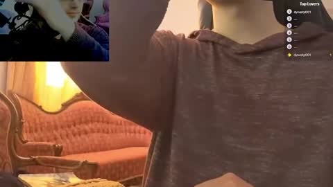 Moonsire online show from January 15, 11:32 am