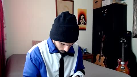 Snapshot of morbidangel08 chatting on December 30, 4:40 pm Abelardo online show from December 30, 4:40 pm