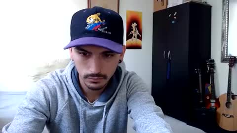 Snapshot of morbidangel08 chatting on March 10, 5:18 pm Abelardo online show from March 10, 5:18 pm