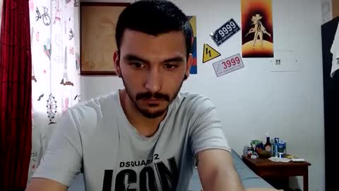 Snapshot of morbidangel08 chatting on December 12, 10:09 pm Abelardo online show from December 12, 10:09 pm