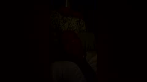 moredlove999 online show from December 14, 7:32 pm