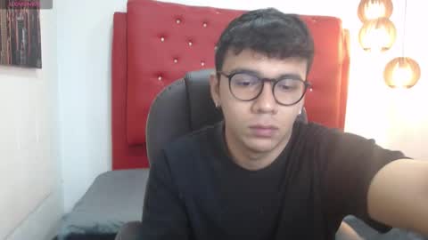 Mou Fly online show from October 24, 12:07 pm