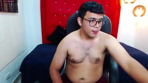 Mou Fly online show from October 28, 1:24 pm