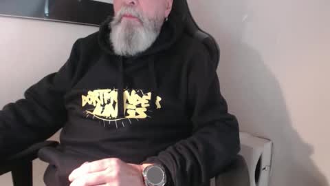 Snapshot of mr_boombastic2021 chatting on October 25, 9:55 am mr_boombastic2021 online show from October 25, 9:55 am