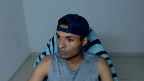 Max online show from November 9, 1:31 am