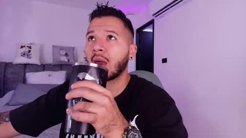 MIKEE online show from January 14, 3:11 am