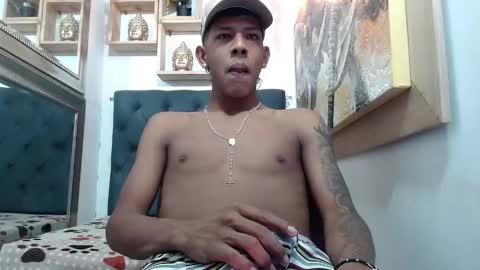 Snapshot of mr_stiven_ chatting on December 16, 4:23 am mr_stiven_ online show from December 16, 4:23 am