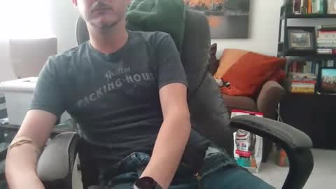 MrMcCray online show from December 3, 7:22 pm