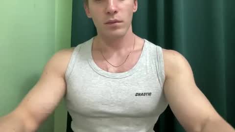 Mrbiceps23 online show from December 7, 5:42 pm
