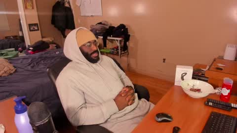 Chuck Daily online show from December 22, 10:47 pm