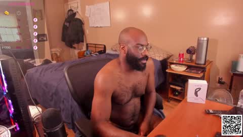 Chuck Daily online show from December 10, 7:22 pm