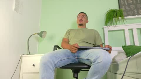 Mr Fox online show from November 17, 11:13 am