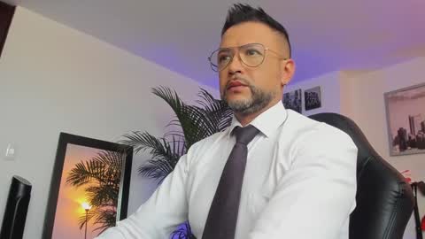 Snapshot of mrfrank_tattoo chatting on January 24, 11:59 am MrFrank. online show from January 24, 11:59 am