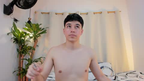 Bastian online show from April 3, 11:45 pm