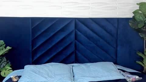 mrjustin_ online show from November 27, 8:45 pm