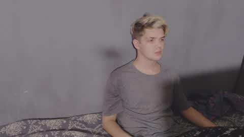 mr leo online show from December 9, 6:41 pm