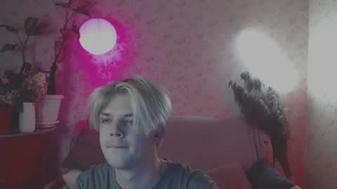 mr leo online show from February 4, 6:49 pm