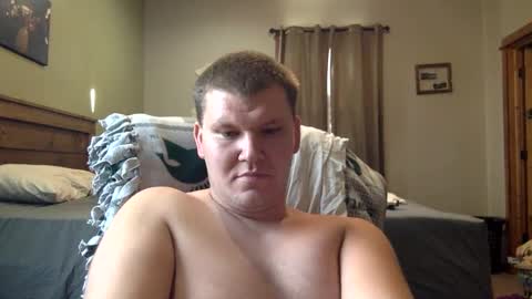 Snapshot of mrlongm8 chatting on December 9, 7:35 pm mrlongm8 online show from December 9, 7:35 pm
