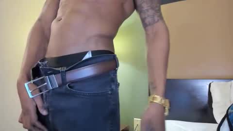 mromg007 online show from December 15, 2:58 pm