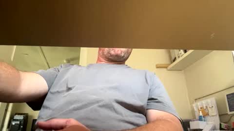 Snapshot of mrtaylorooo chatting on October 21, 1:31 am mrtaylorooo online show from October 21, 1:31 am