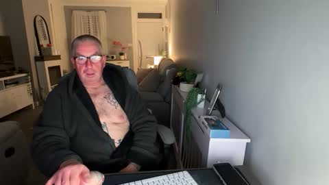 mtb1697 online show from November 9, 11:31 pm