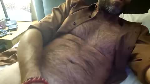 mtnclimber1 online show from November 25, 6:37 am