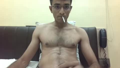 Snapshot of mumbaimonster8inch chatting on January 1, 1:26 am rajesh engineer online show from January 1, 1:26 am