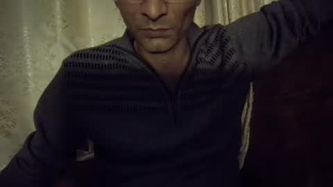 Snapshot of mumbaimonster8inch chatting on December 26, 3:31 pm rajesh engineer online show from December 26, 3:31 pm